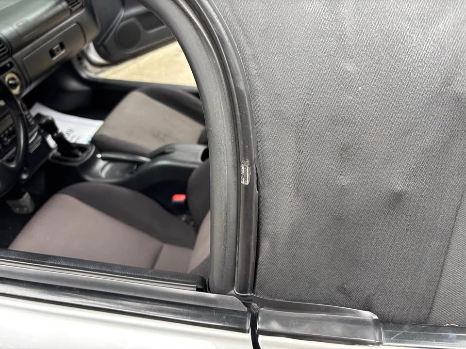 2000 Toyota MR2 Spyder/MR-S - Image 6 of 20