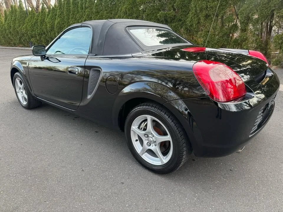 2000 Toyota MR2 Spyder/MR-S - Image 5 of 19