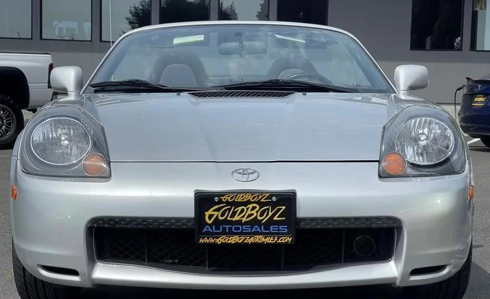 2000 Toyota MR2 Spyder/MR-S - Image 2 of 11