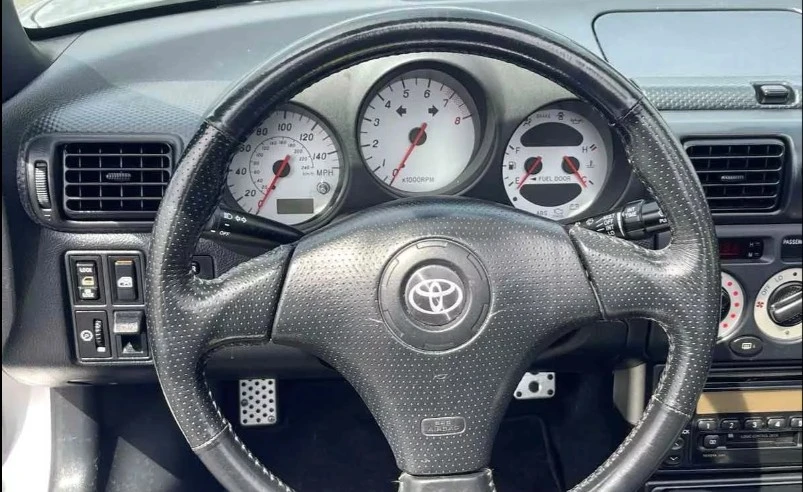 2000 Toyota MR2 Spyder/MR-S - Image 8 of 11