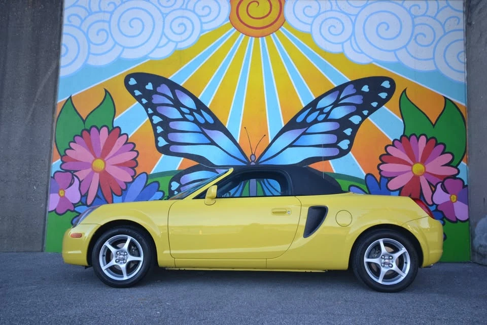 2000 Toyota MR2 Spyder/MR-S - Image 18 of 20