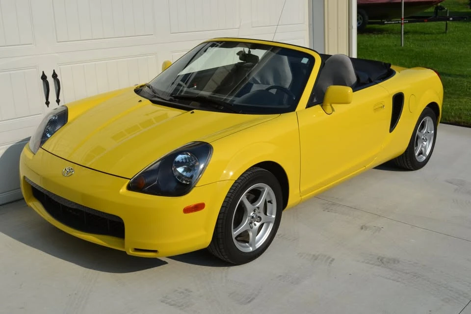 2000 Toyota MR2 Spyder/MR-S - Image 2 of 20