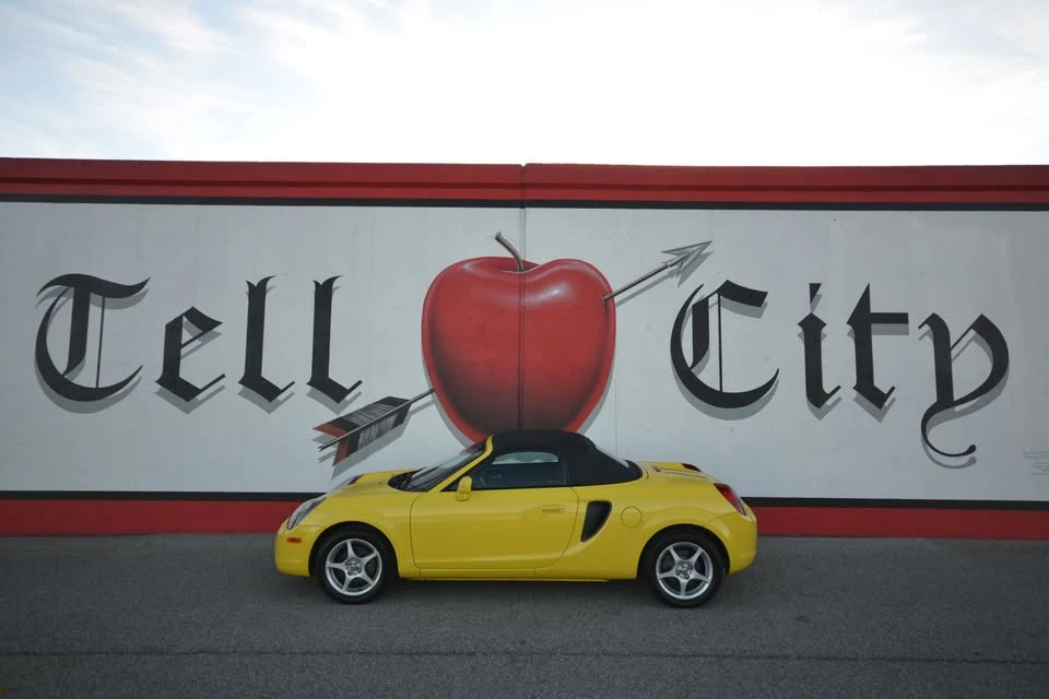 2000 Toyota MR2 Spyder/MR-S - Image 19 of 20