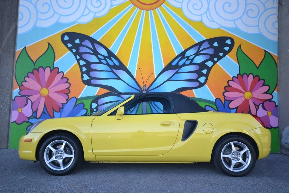 2000 Toyota MR2 Spyder/MR-S - Image 17 of 20