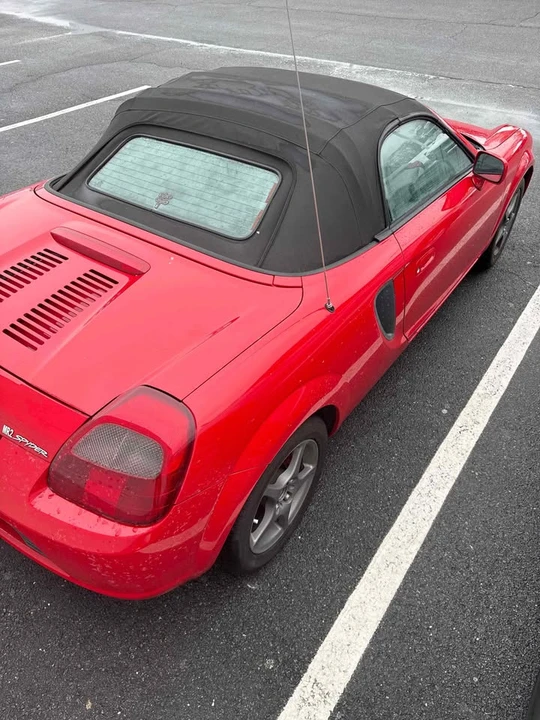 2000 Toyota MR2 Spyder/MR-S - Image 6 of 11