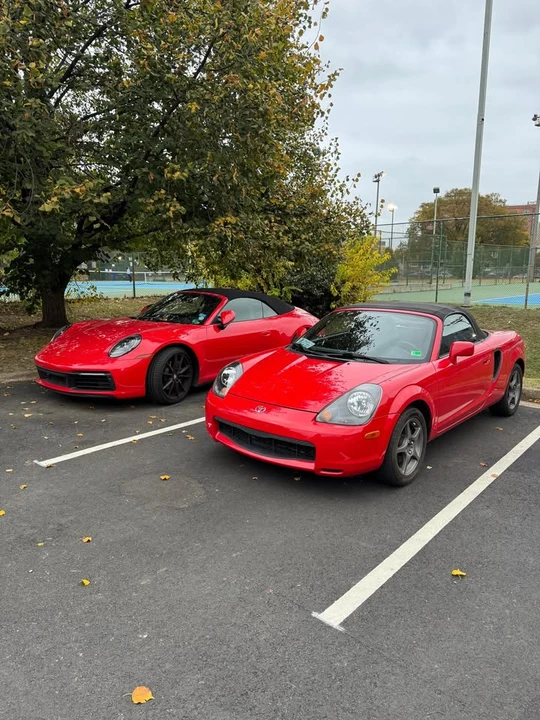 2000 Toyota MR2 Spyder/MR-S - Image 3 of 11