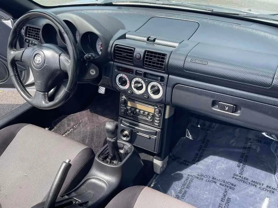 2000 Toyota MR2 Spyder/MR-S - Image 13 of 20