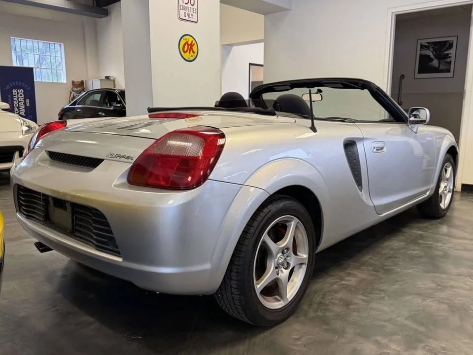 2000 Toyota MR2 Spyder/MR-S - Image 5 of 20
