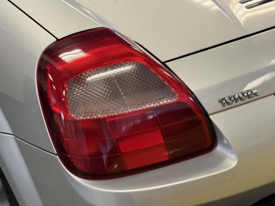 2000 Toyota MR2 Spyder/MR-S - Image 9 of 20