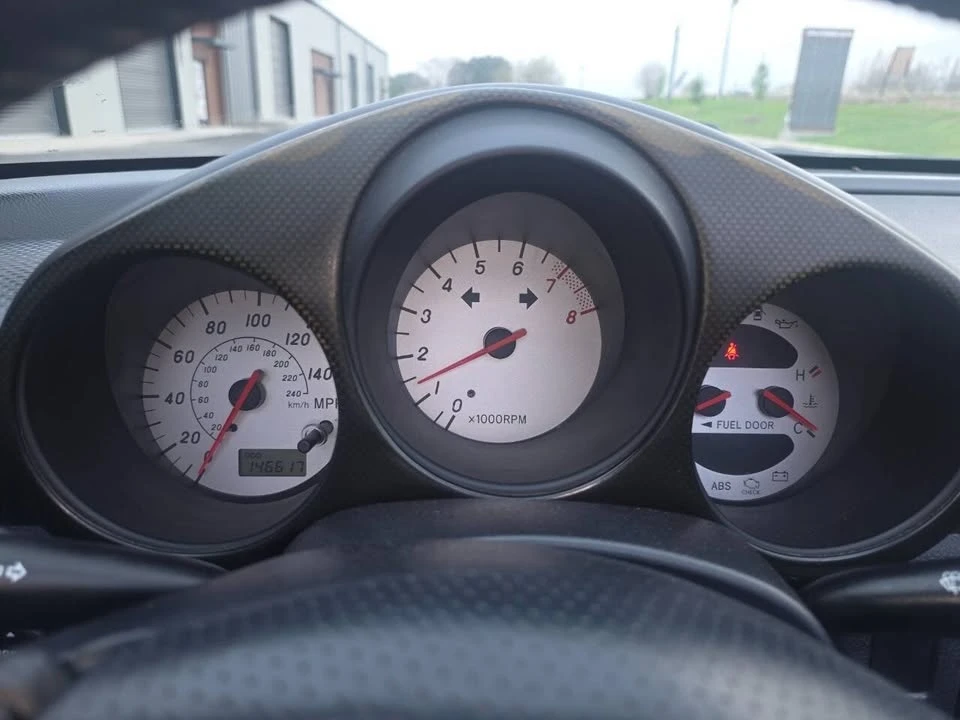 2000 Toyota MR2 Spyder/MR-S - Image 12 of 12