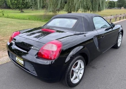 2000 Toyota MR2 Spyder/MR-S - Image 5 of 11
