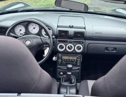 2000 Toyota MR2 Spyder/MR-S - Image 8 of 11