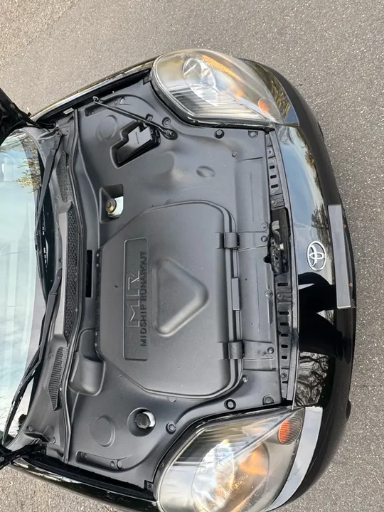 2000 Toyota MR2 Spyder/MR-S - Image 15 of 16