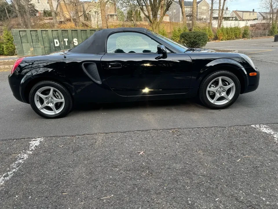 2000 Toyota MR2 Spyder/MR-S - Image 8 of 16