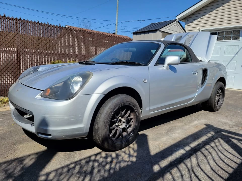 2000 Toyota MR2 Spyder/MR-S - Image 2 of 6