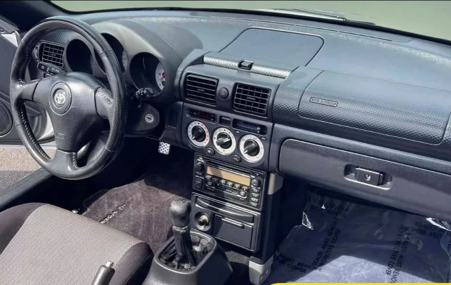 2000 Toyota MR2 Spyder/MR-S - Image 6 of 7