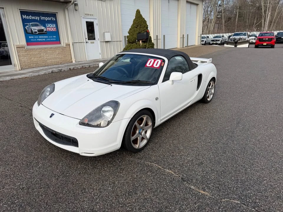 2000 Toyota MR2 Spyder/MR-S - Image 9 of 9