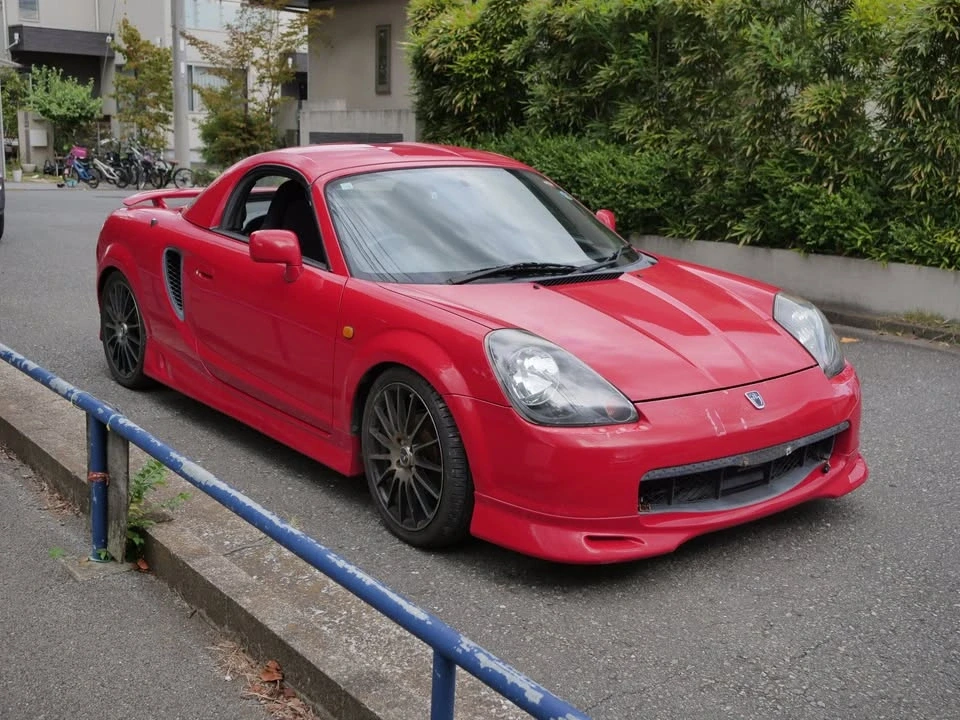 2000 Toyota MR2 Spyder/MR-S - Image 2 of 17