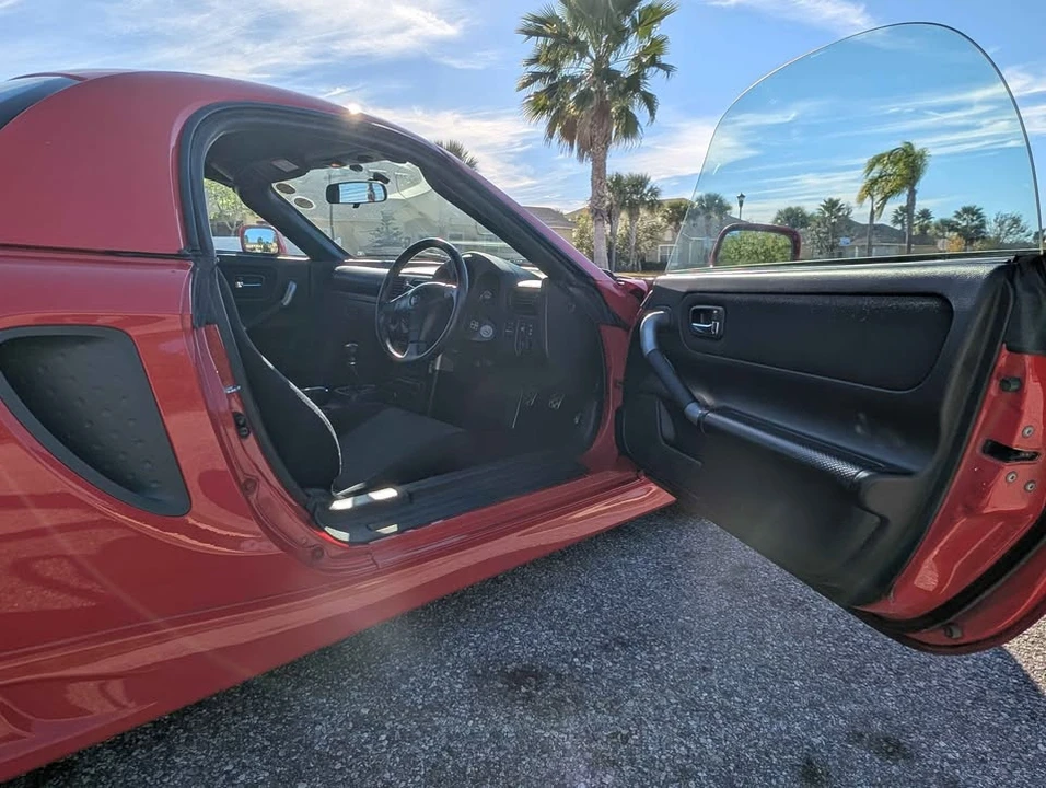 2000 Toyota MR2 Spyder/MR-S - Image 14 of 20