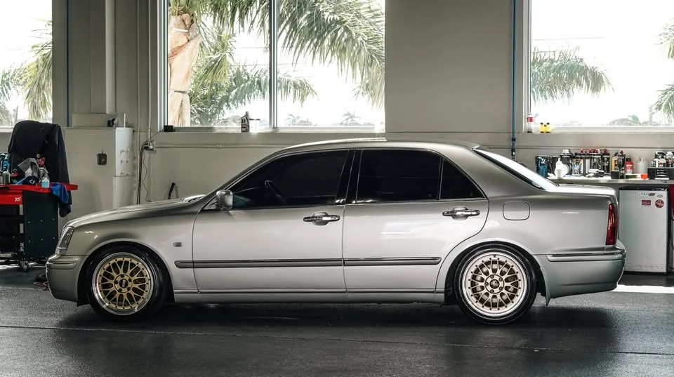 2000 Toyota Progres - Image 2 of 20