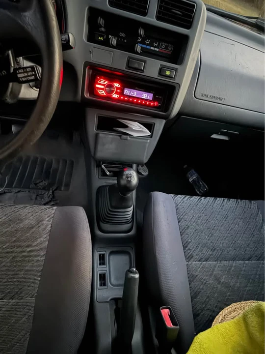 2000 Toyota RAV4 1st Gen - Image 5 of 6