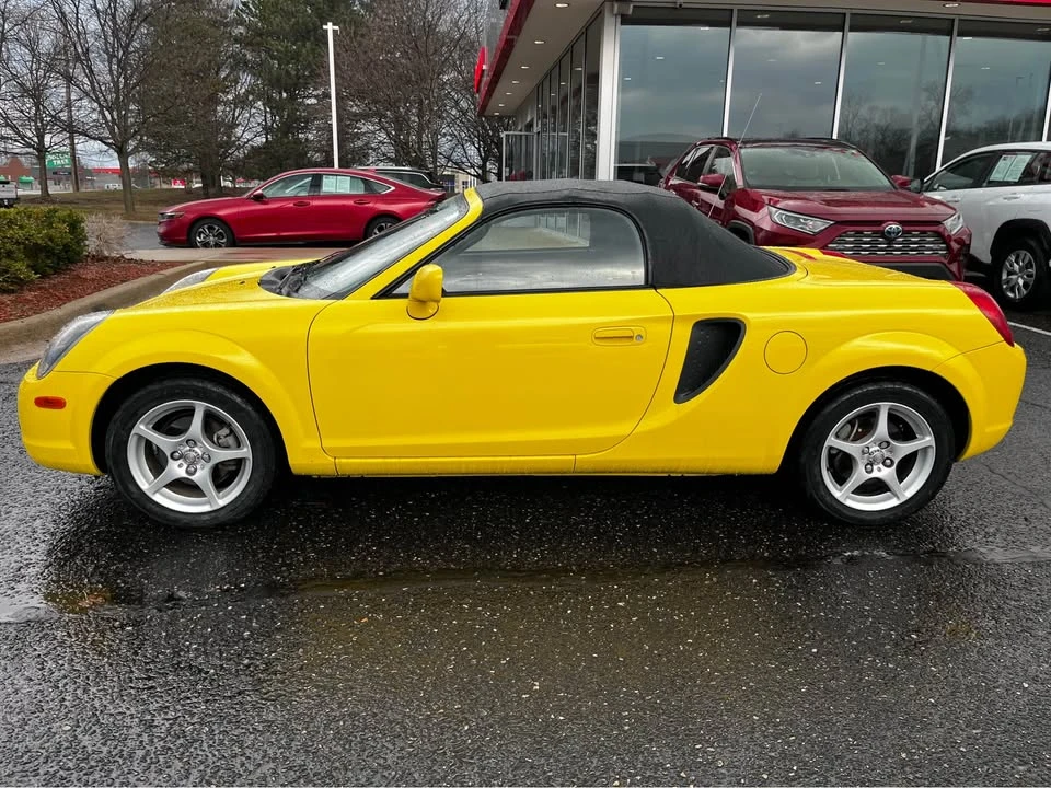 2000 Toyota MR2 Spyder/MR-S - Image 2 of 16