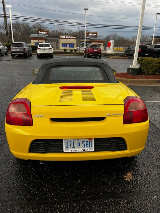 2000 Toyota MR2 Spyder/MR-S - Image 4 of 16
