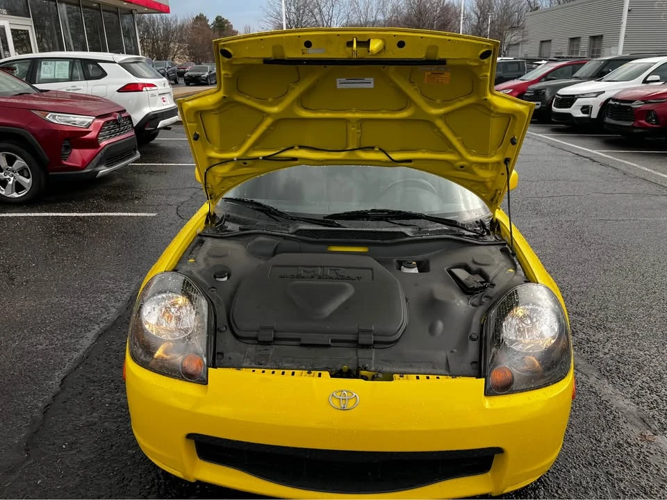 2000 Toyota MR2 Spyder/MR-S - Image 10 of 16