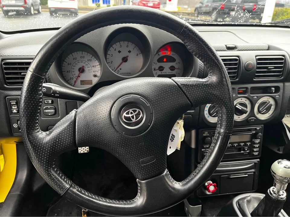 2000 Toyota MR2 Spyder/MR-S - Image 14 of 16
