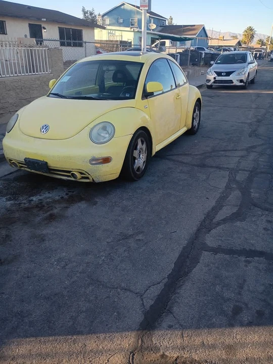 2000 Volkswagen New Beetle - Image 6 of 9