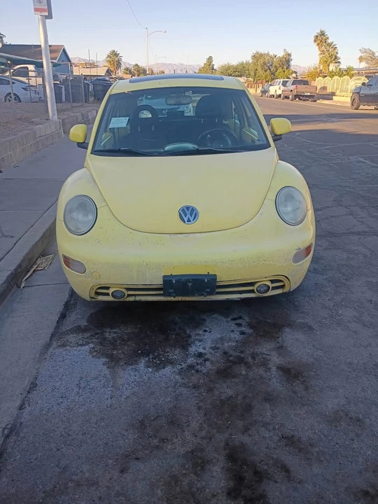 2000 Volkswagen New Beetle - Image 4 of 9