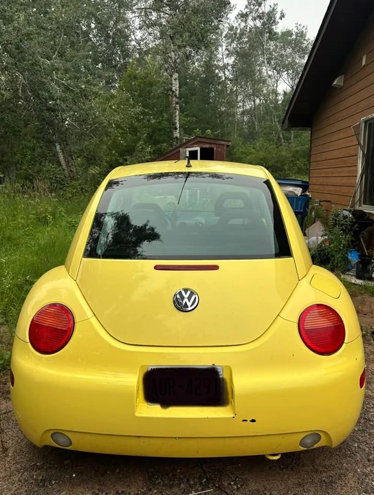 2000 Volkswagen New Beetle - Image 3 of 9