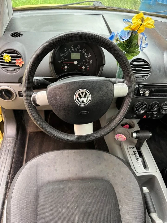 2000 Volkswagen New Beetle - Image 6 of 9