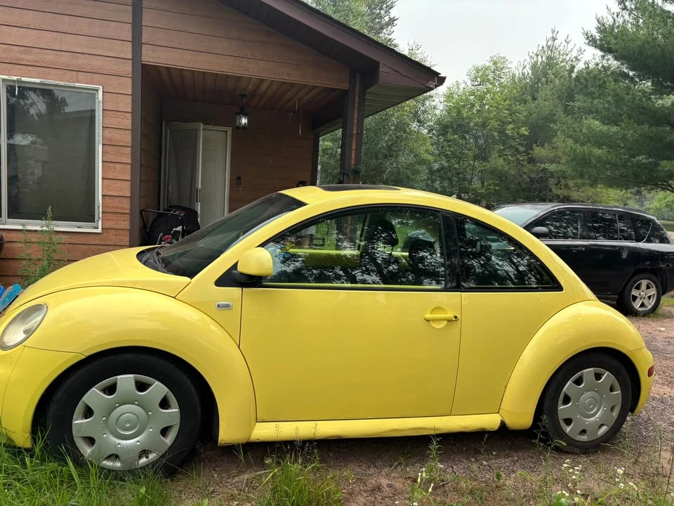 2000 Volkswagen New Beetle - Image 4 of 9