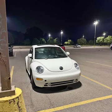 2000 Volkswagen Beetle 1.8T Classic Hatchback 2D