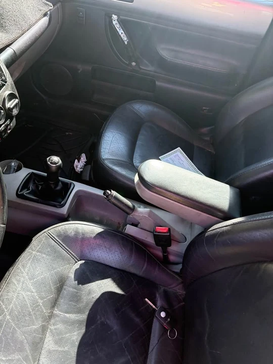 2000 Volkswagen New Beetle - Image 8 of 8