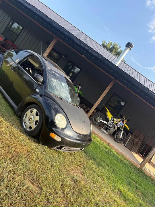 2000 Volkswagen New Beetle - Image 6 of 8