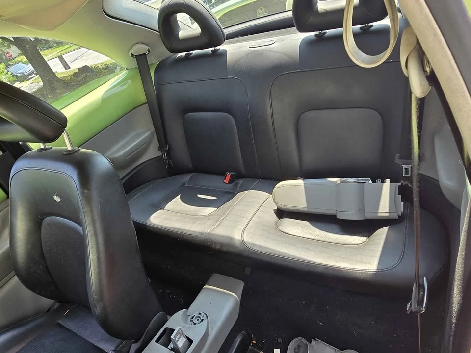 2000 Volkswagen New Beetle - Image 6 of 6