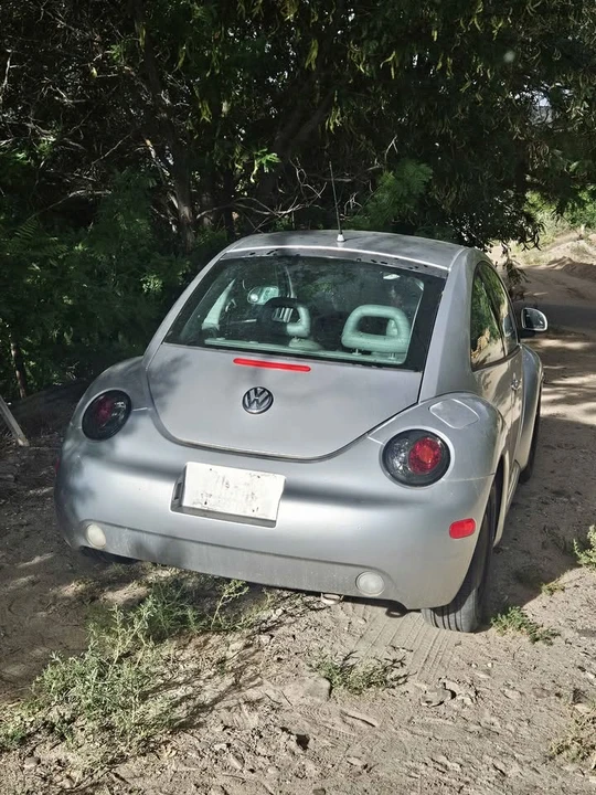 2000 Volkswagen New Beetle - Image 3 of 6
