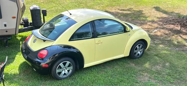 2000 Volkswagen Beetle 1.8T Classic Hatchback 2D