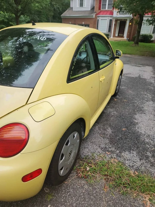 2000 Volkswagen New Beetle - Image 3 of 3