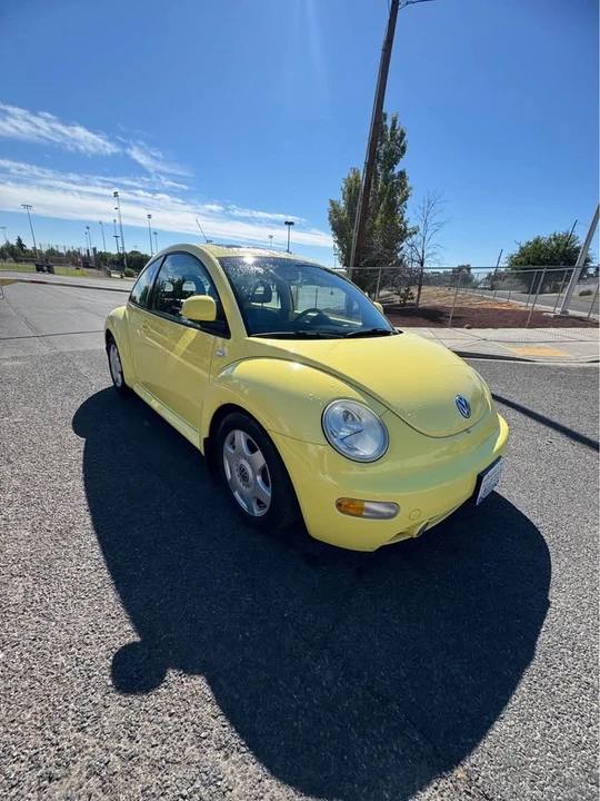 2000 Volkswagen New Beetle - Image 2 of 6