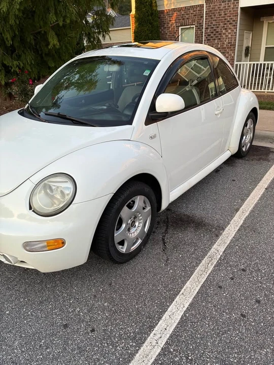 2000 Volkswagen New Beetle - Image 5 of 12