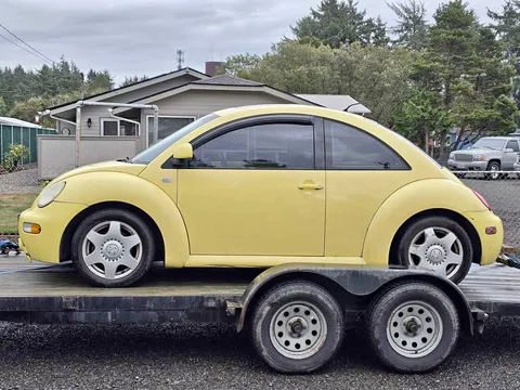 2000 Volkswagen Beetle 1.8T Classic Hatchback 2D