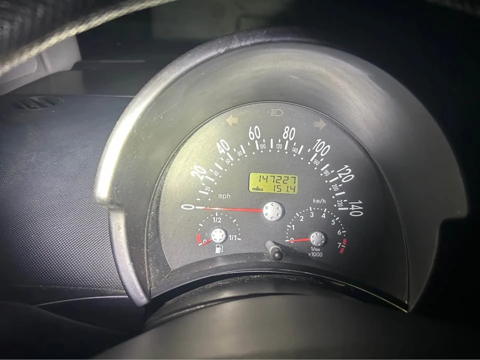 2000 Volkswagen New Beetle - Image 8 of 8
