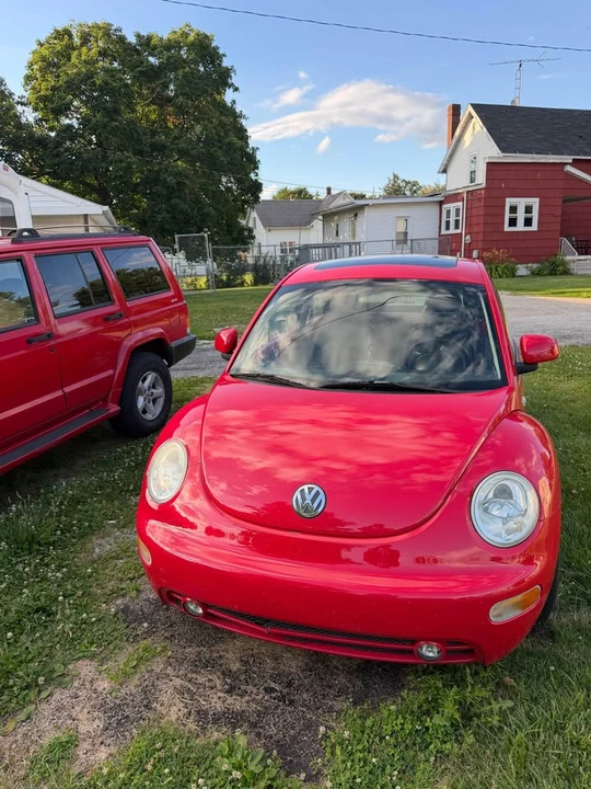 2000 Volkswagen New Beetle - Image 3 of 3