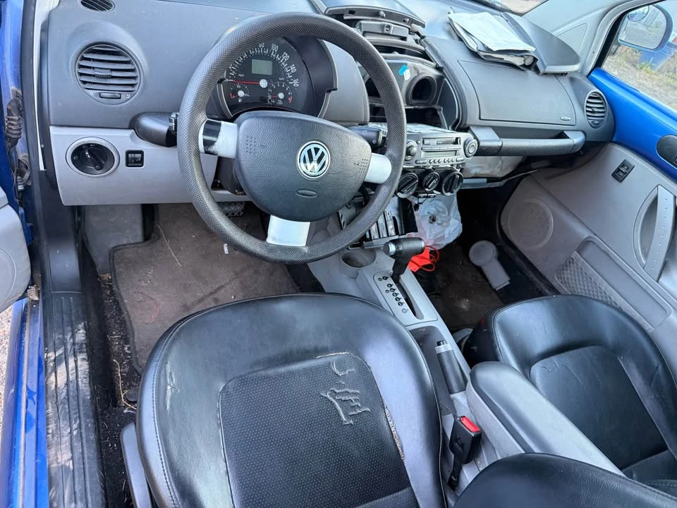 2000 Volkswagen New Beetle - Image 5 of 7
