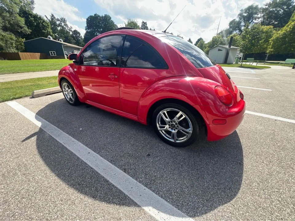 2000 Volkswagen New Beetle - Image 4 of 8