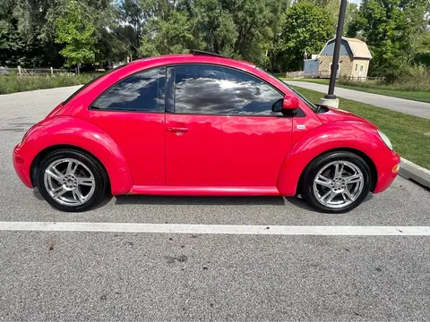 2000 Volkswagen Beetle 1.8T SEL Hatchback 2D