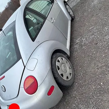 2000 Volkswagen Beetle 2.0T Coast Hatchback 2D